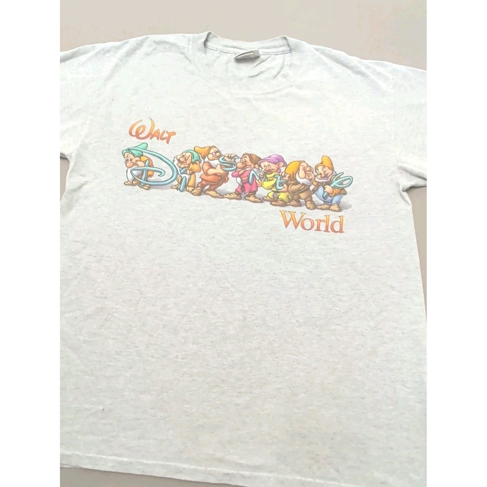 Vintage 90s Walt Disney World Snow White Seven Dwarfs Gray T-Shirt Mens M